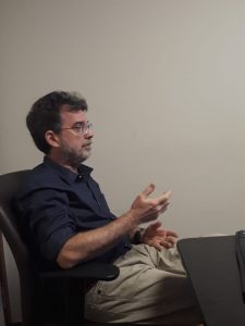 Márcio Costa falou sobre o trabalho de fotojornalismo para os alunos do Correio de Futuro